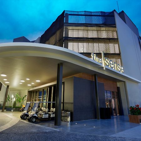 The Sense Deluxe Hotel Side Exterior photo